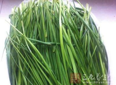 鮮韭菜50克，韭菜籽10克