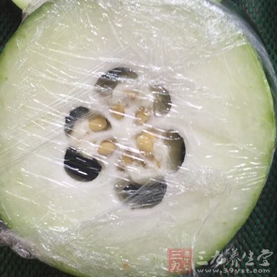 冬瓜含維生素C較多,且鉀鹽含量高 冬瓜含維生素C較多,且鉀鹽含量高