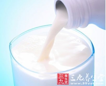 牛奶