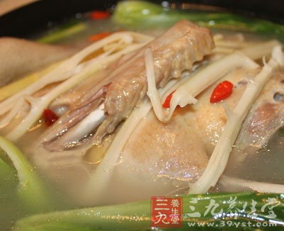 夏季養生食譜 沙參百合老鴨湯