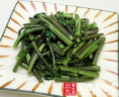 夏季養生食譜 潤肺美膚試試百合粥