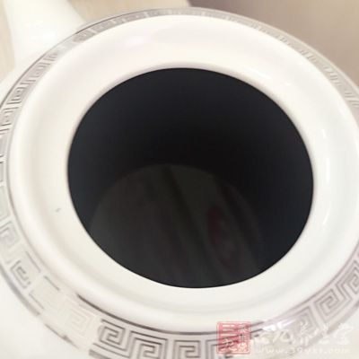 醬油3勺、辣椒粉1/4茶匙