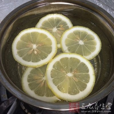 醬油、檸檬汁、香醋、鹽