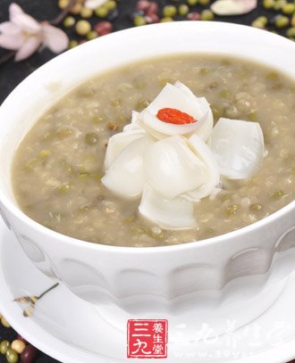 5大營養靓湯 節後有效清腸養胃