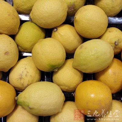 檸檬酸能去斑、防止色素沉著