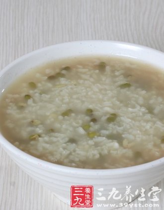 活血化瘀防潰瘍 推薦3款油菜養生食譜