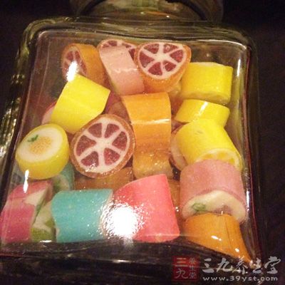 誤區2：吃糖太多引發糖尿病