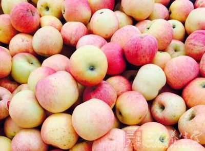 蘋果內含半乳醣荃酸，對排毒挺有幫助的