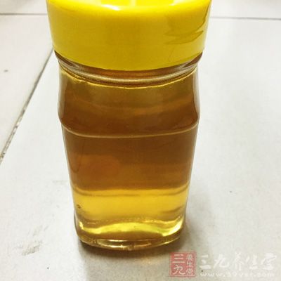 蜂蜜富含維生素B2、C，以及果糖