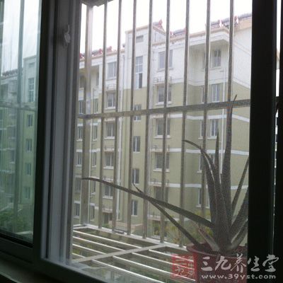 為了保暖，開窗換氣的時間又比較少