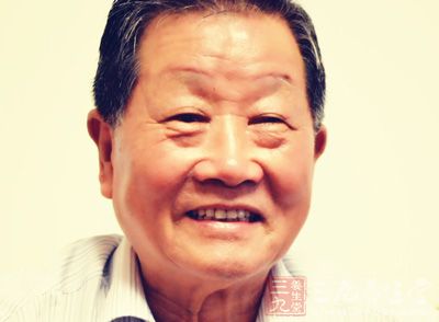 冬季天氣寒冷干燥，是易發生疾病的季節。所以對老年人應給予更多的關照