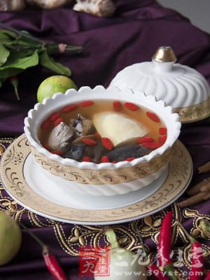 廣東式煲湯