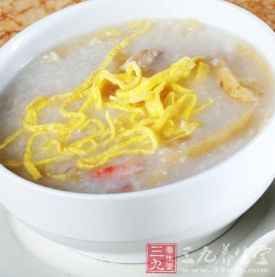 五款保健花粥 花容月貌吃出來