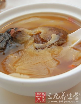 四款美容靓湯 喝出美麗健康