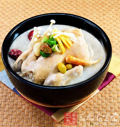 誘人美容湯 讓你水嫩這個金秋