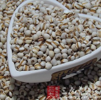 紅豆薏米粥美容養顏消水腫
