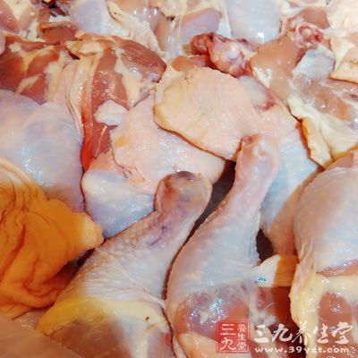 雞腿肉500克、亞麻籽油或蘇子油4勺