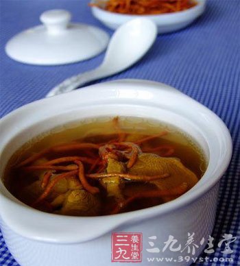 秋燥滋補 薦3款養生湯膳食譜