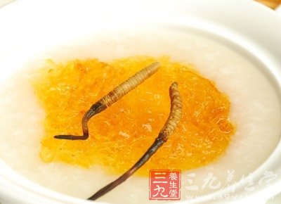 能讓女人臉色更美的八款湯