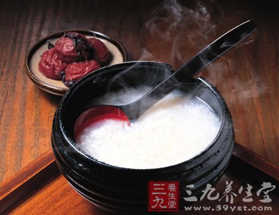 細嫩肌膚九養生粥