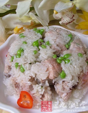 炎炎夏季要吃簡單菜 揭秘美味腐乳蒸排骨的做法