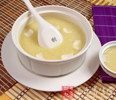 滋潤青木瓜鲑魚湯 5道中醫養生湯潤出好氣色