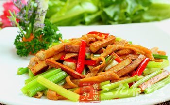 食譜教你吃芹菜補身體