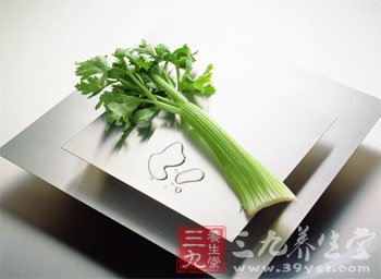 食譜教你吃芹菜補身體