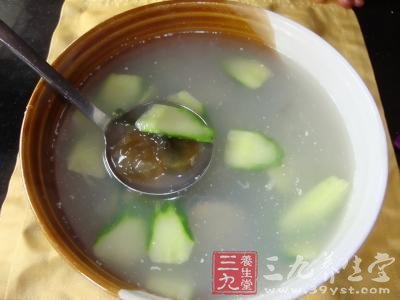 皮蛋黃瓜湯