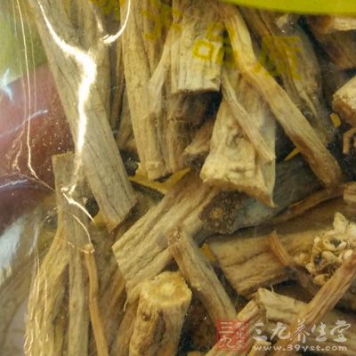 當歸五錢、黨參、北芪、首烏、牛各適量