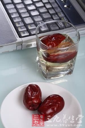 紅棗補血豐胸食譜 沖刺凸凹D杯