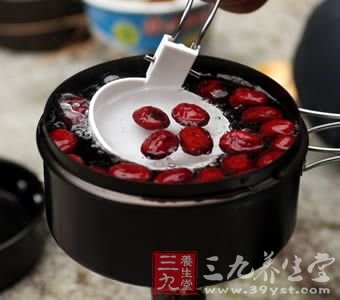 紅棗補血豐胸食譜 沖刺凸凹D杯