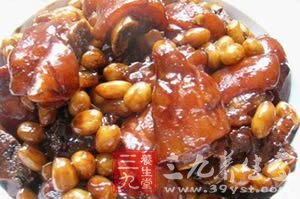 推薦給女性五款食補豐胸食譜