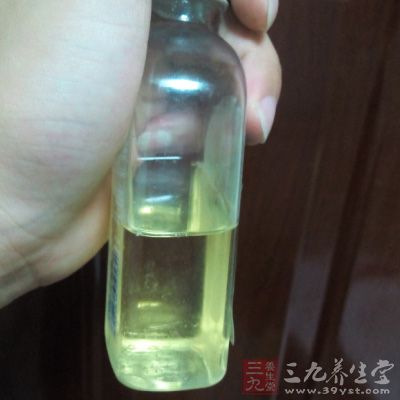 為了幫助消化，兩天一次吃一湯匙的橄榄油非常有益於健康