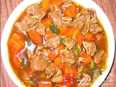 番茄土豆炖牛肉 補鐵養血營養好