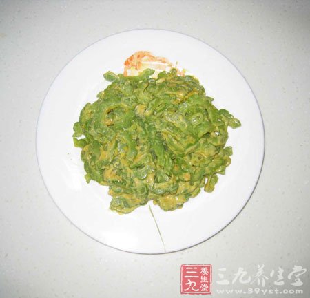 在家自制苦瓜料理 炒蒸涼拌輕松做