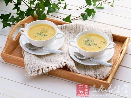 容光煥發 夜貓美眉最愛的四款美容養顏粥