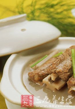 夏季營養健康煲湯--藕節炖排骨