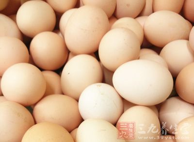 蝦皮5克、小白菜50克、雞蛋1個、調味品 蝦皮5克、小白菜50克、雞蛋1個、調味品