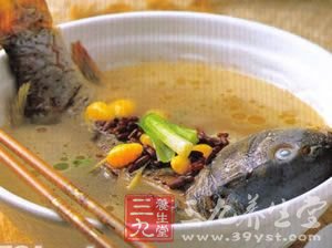 “嶺南湯王”傳授白領5款養生湯