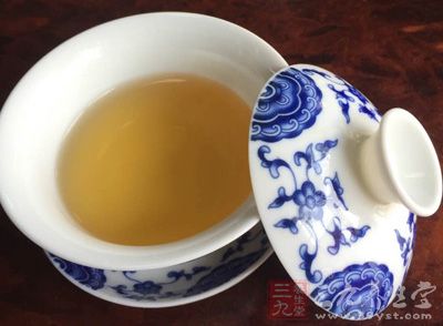 大麥茶的香是陽光的香氣，是五谷雜糧的香氣