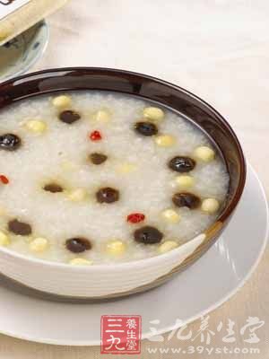 女性神經衰弱易失眠 6種湯品讓你喝出好睡眠