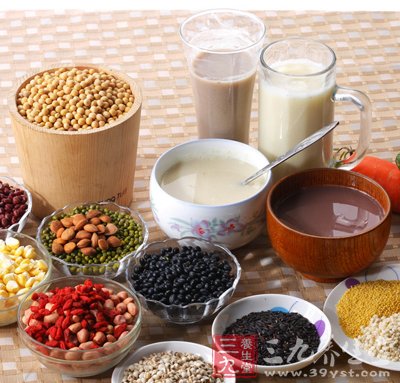 四款食療湯水助你防治近視眼