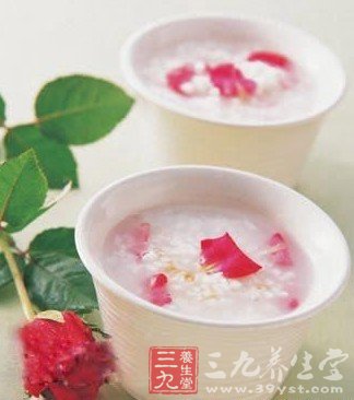 十大粥療食譜 讓你擺脫痛經困擾