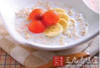 美味燕麥粥吃出靓容顏