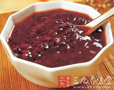 產後滋補養身的幾款黑米粥