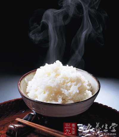 用茶水煮飯味道好還能防病