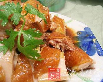 春季食蔥補血御寒：蔥爆牛肉助恢復身體機能