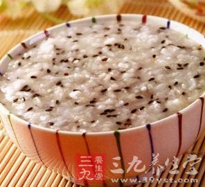 紅稻米粥 滋補氣血食譜