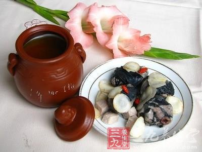 不但滋補還暖身體 冬季一周滋補靓湯大全